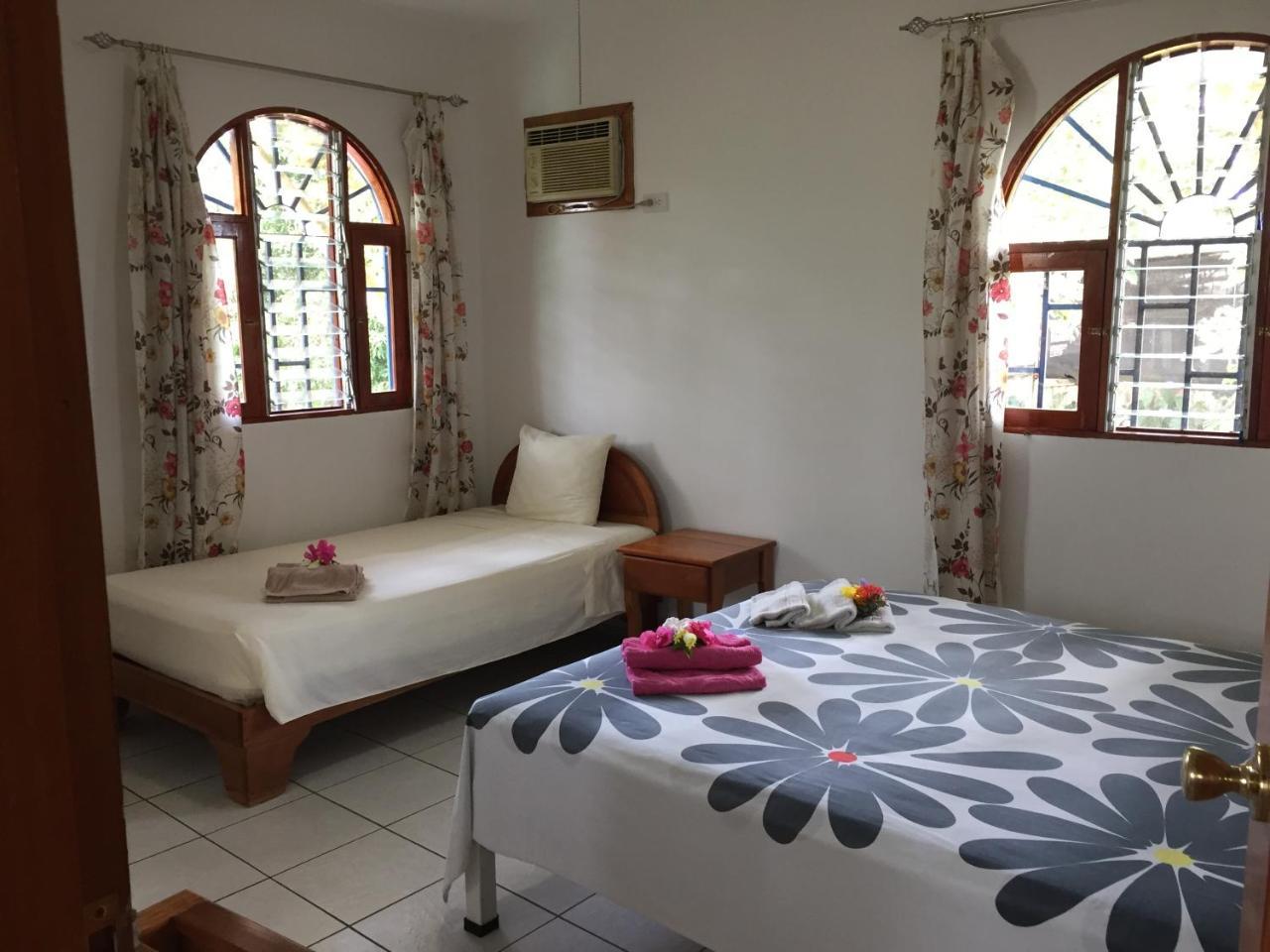 La Perlita Bed & Breakfast Jacó Екстериор снимка