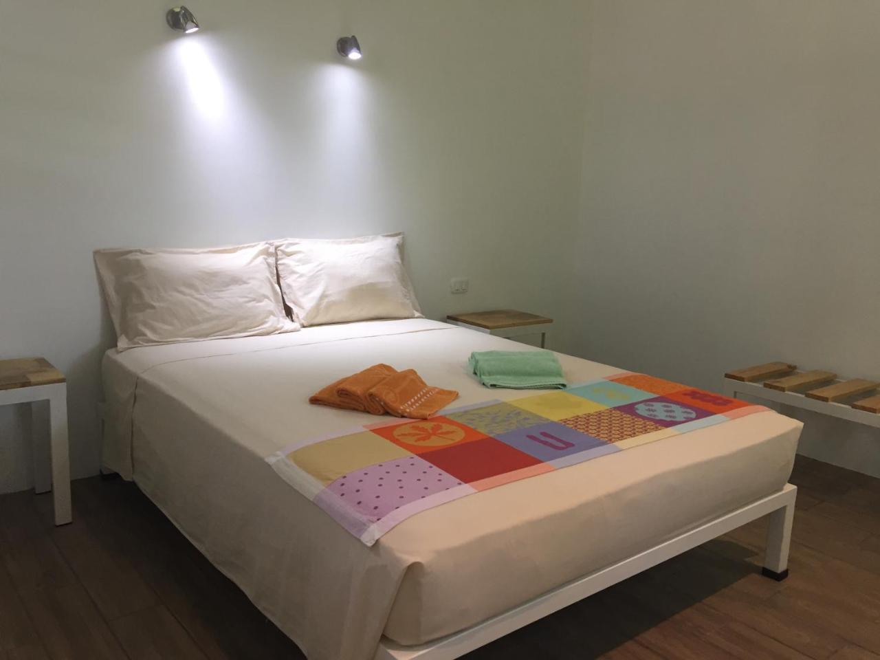 La Perlita Bed & Breakfast Jacó Екстериор снимка