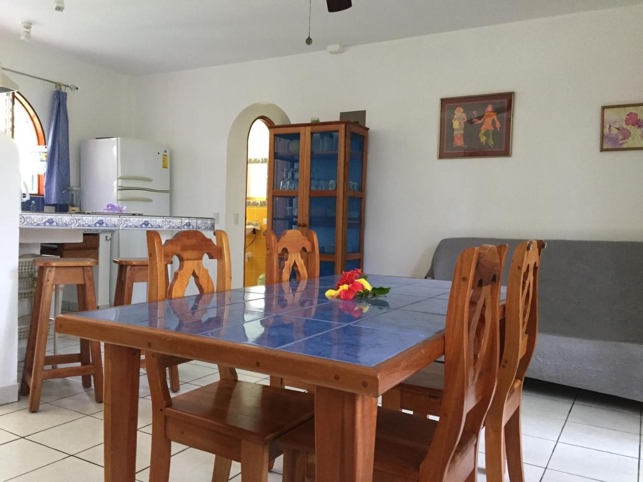 La Perlita Bed & Breakfast Jacó Екстериор снимка