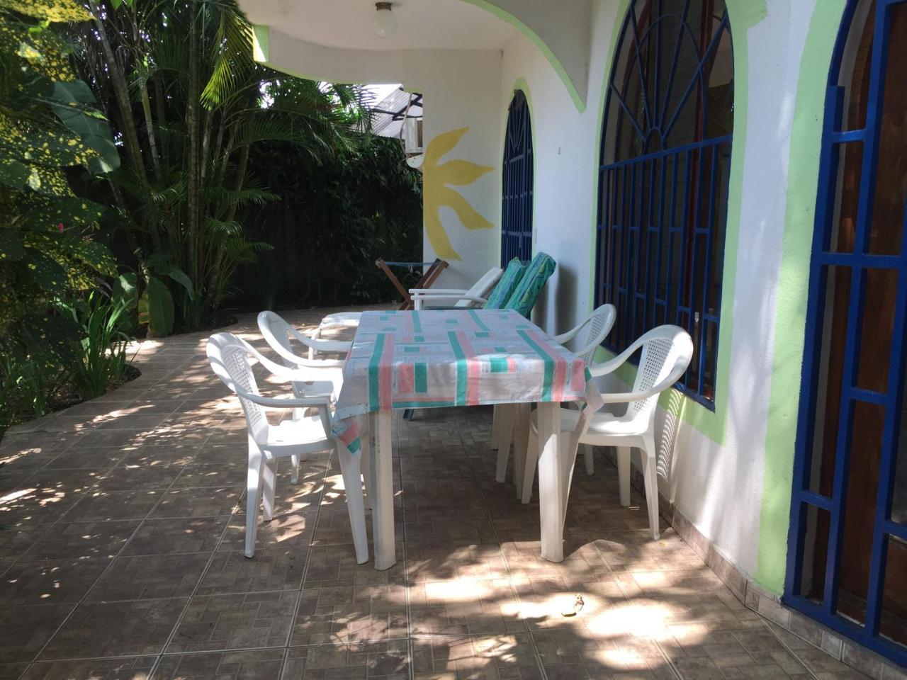 La Perlita Bed & Breakfast Jacó Екстериор снимка