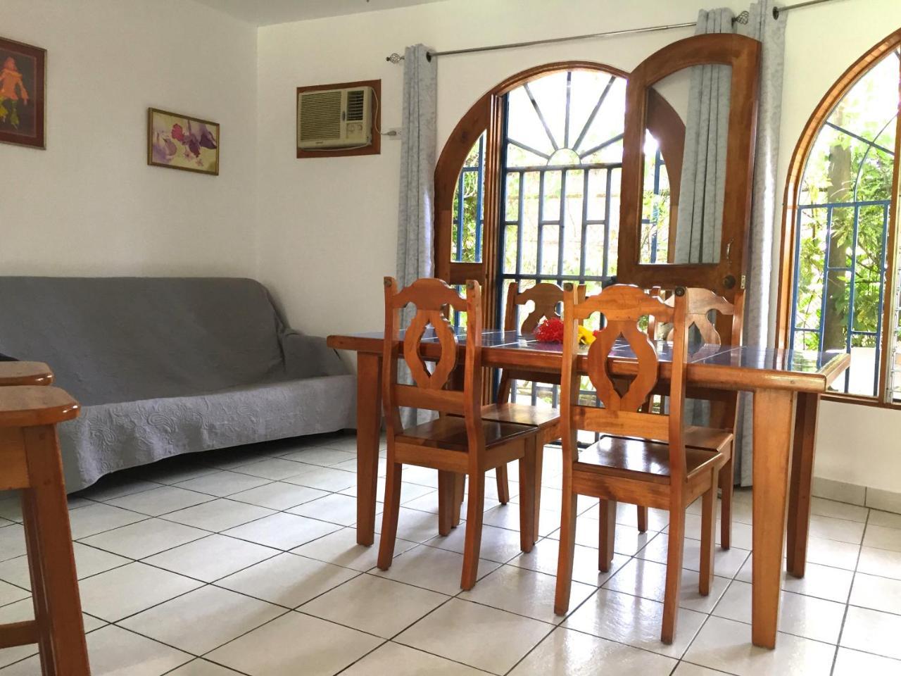 La Perlita Bed & Breakfast Jacó Екстериор снимка